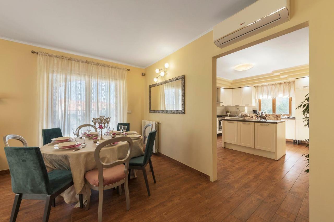 Villa Monique Vodnjan Esterno foto