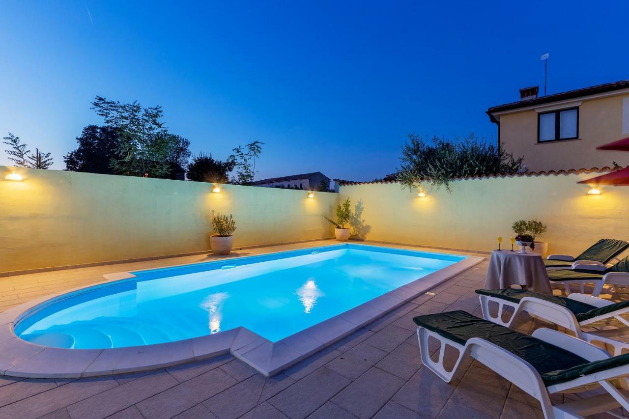 Villa Monique Vodnjan Esterno foto